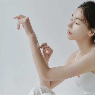 Celimax Ji Woo Gae One Step Body Brightening Pad 60pads celimax