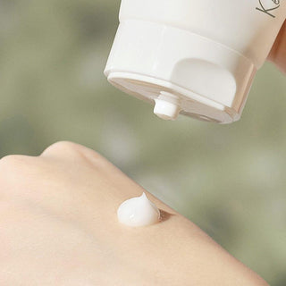 close-up of Anua Heartleaf 70% Soothing Cream dispensed on hand